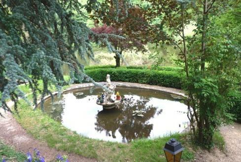 Royères-Saint-LéonardBeau Site Guimauve Et Vieilles Dentelles住宿加早餐旅馆 外观 照片