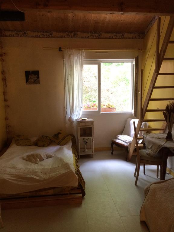 Royères-Saint-LéonardBeau Site Guimauve Et Vieilles Dentelles住宿加早餐旅馆 外观 照片