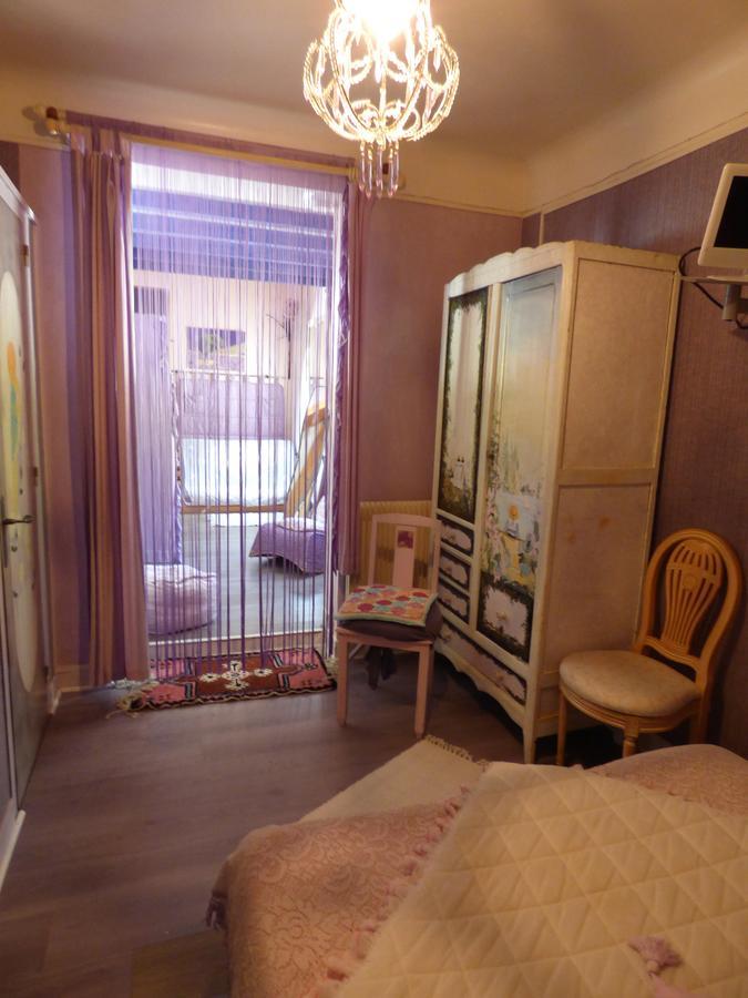 Royères-Saint-LéonardBeau Site Guimauve Et Vieilles Dentelles住宿加早餐旅馆 外观 照片